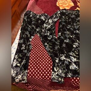 Crushed velvet shalwar khameez size medium